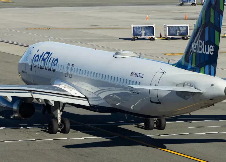 JetBlue Plane Experiences Sudden Altitude Loss: 15 Passengers Injured