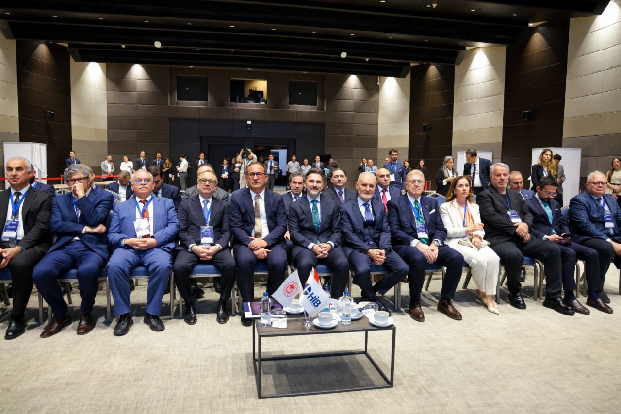 Chairman of Turkish Airlines Murat Şeker Elected as President of the Service Exporters’ Association 6 Turkish Airlines News Turkish Airlines Chairman of Turkish Airlines Murat Şeker Elected as President of the Service Exporters’ Association