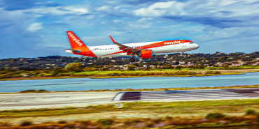 133-easyjet-airbus-a321neo-markus-mainka-_-shutterstock