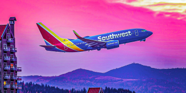 640-southwest-airlines-boeing-737-700-avi-johnson-_-shutterstock