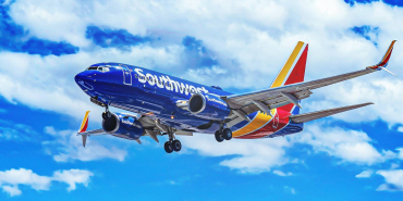 894-southwest-airlines-boeing-737-700-robin-guess-_-shutterstock-simple-flying
