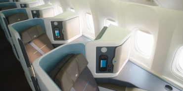 klm-world-business-class-seats-on-a-boeing-777