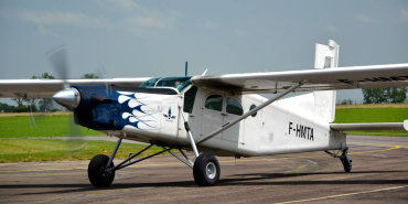 pilatus-pc-6-plane-on-the-runway