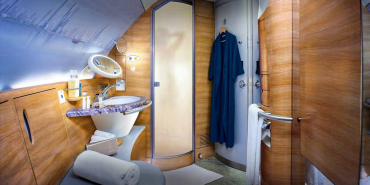 the-only-x-airlines-still-offer-onboard-shower-suites-in-2026