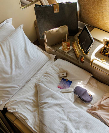 the-striking-differences-between-emirates-first-class-business-class-on-the-airbus-a380-in-2026