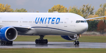 united-airlines-boeing-777-300er