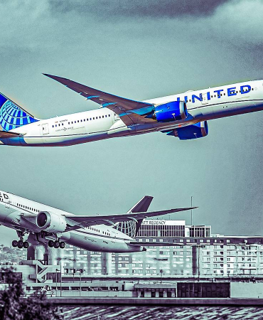 024-united-airlines-boeing-787-9-markus-mainka-_-robin-guess-_-shutterstock