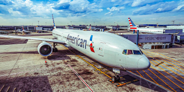 090-american-airlines-boeing-777-300-markus-mainka-_-shutterstock