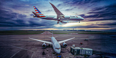 092-american-airlines-boeing-787-8-rob-atherton-airlinephoto-_-shutterstock-1