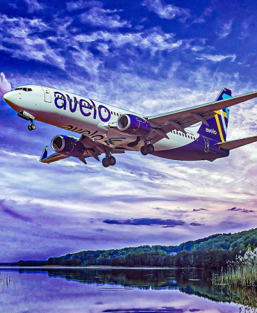 095-avelo-airlines-boeing-737-800-robin-guess-_-shutterstock