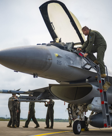 220824_DVIDS_pilot_f16_7290038-scaled-e1661366454572