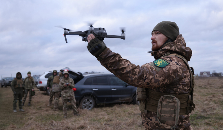 230526_ukraine_quadcopter_GettyImages-1468749342-scaled-e1693994223641