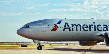 816-american-airlines-boeing-777-200-austin-deppe-_-shutterstock