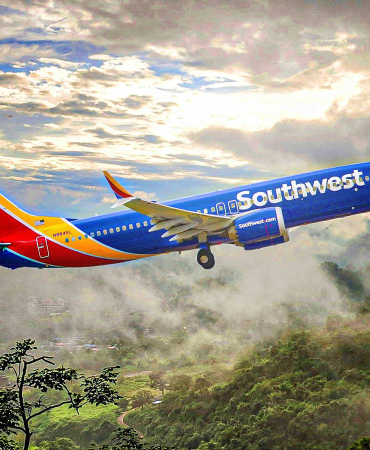 889-southwest-airlines-boeing-737-max-8-harrisonkim1-_-shutterstock