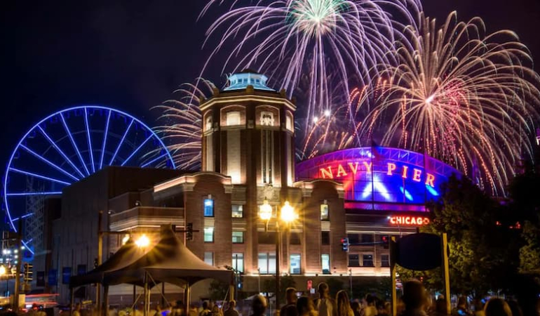 Evening-at-the-Navy-Pier-Entrence-with-Fireworks-Behind