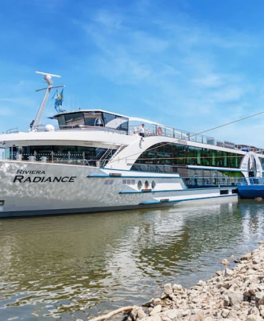 Riviera-Radiance-Ship-Exterior-_1_-1