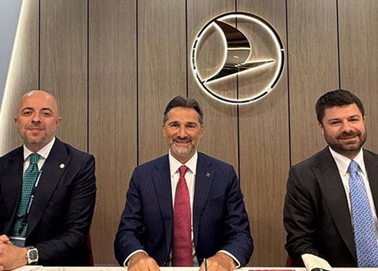 Turkish Airlines Signs Three Major Agreements at Farnborough