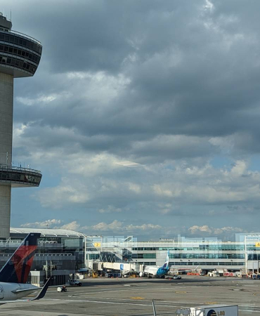 air-traffic-control-tower-at-jfk
