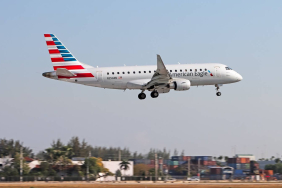 american-airlines-aa-e175-miami