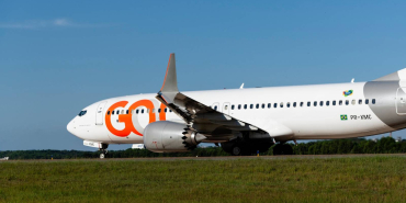 boeing-737-max-8-of-gol-linhas-a-reas-taxiing-to-take-off