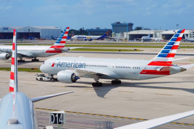 bpeing-787-at-mia