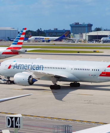 bpeing-787-at-mia