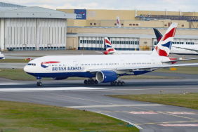 british-airways-boeing-777-200er-at-heathrow