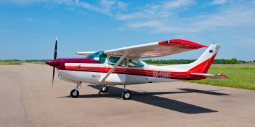 cessna-182-skyline-1