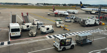 edinburgh-airport-ground-equipment