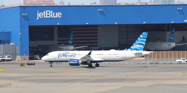 jetblue-a220-300-outside-hangar-the-global-guy-shutterstock_cropped