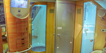 shower-a380
