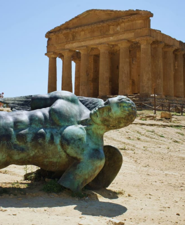sicily-yacht-rocks-1-1