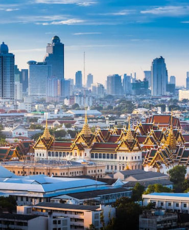 sunrise-with-grand-palace-of-bangkok-thailand-2026-03-18-13-50-23-utc-1
