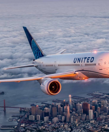 united-airlines-san-francisco-787-9-mock-up