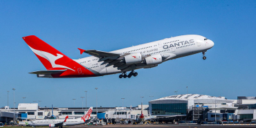 why-qantas-is-doubling-down-on-the-airbus-a380-while-launching-the-world-s-longest-flights