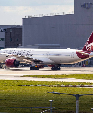 why-the-airbus-a350-can-fly-late-night-slots-at-london-heathrow-that-ground-competing-widebodies