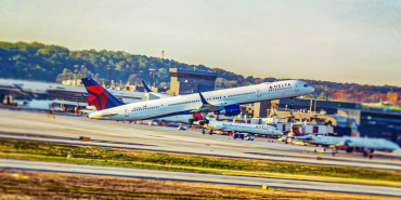 127-delta-air-lines-boeing-757-300-markus-mainka-_-shutterstock