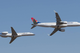 2-airlink-embraer-jets-flying-in-formation