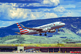 296-american-airlines-airbus-a319-ceri-breeze-_-shutterstock