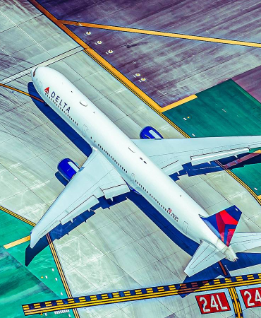311-delta-air-lines-boeing-767-400-markus-mainka-_-shutterstock