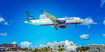 345-jetblue-airbus-a320-wangkun-jia-_-shutterstock-1