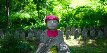 5_Self-guided-salt-road-nagano-hakuba-hyakutai-kannon-statues-jizo-1