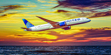 771-united-airlines-boeing-787-9-markus-mainka-_-shutterstock