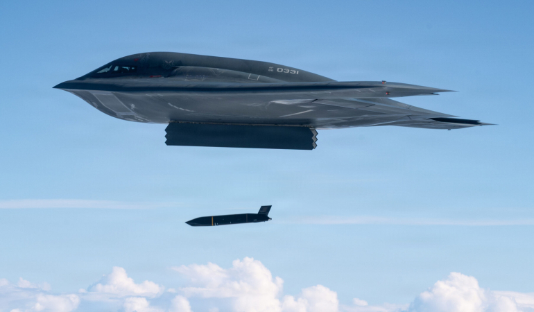 USAF_B-2_LRASM_Valiant_Shield_2026_DVIDS_9799170-scaled-e1787682298555
