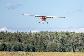 cessna-150-in-the-air