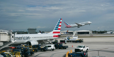 miami-internationalairport-plane-taking-off