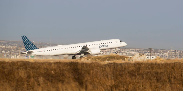 porter-airlines-e195-e2-calgary