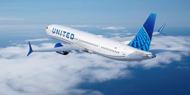 united-airlines-boeing-737-max-10-flying-1