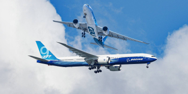 2-billion-the-boeing-777x-s-composite-wing-vs-the-airbus-a330neo-s-entire-development