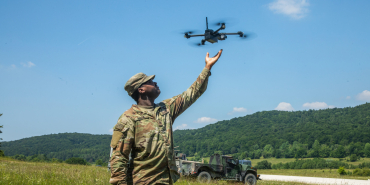250714_DVIDS_soldier_quadcopter_9123554-scaled-e1752516181507